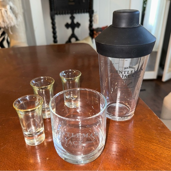 Jack Daniels Kitchen Gentleman Jack Daniels Drink Shaker Silicone